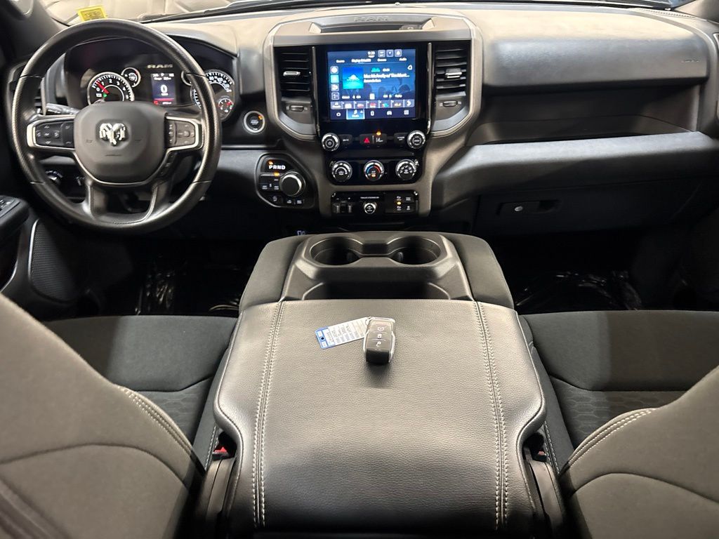 Thumbnail: 2025 RAM 1500 - 13