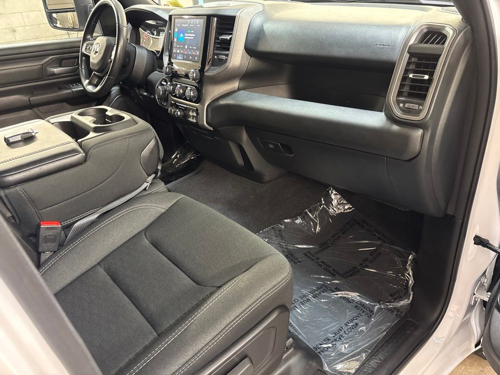 Thumbnail: 2025 RAM 1500 - 40
