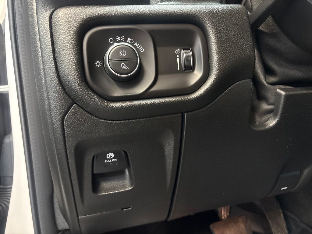 Thumbnail: 2021 RAM 1500 - 22