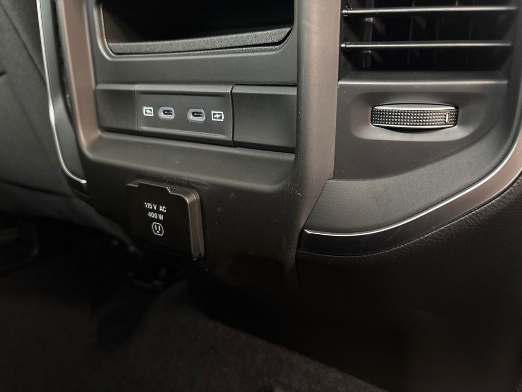 Thumbnail: 2026 RAM 1500 - 37