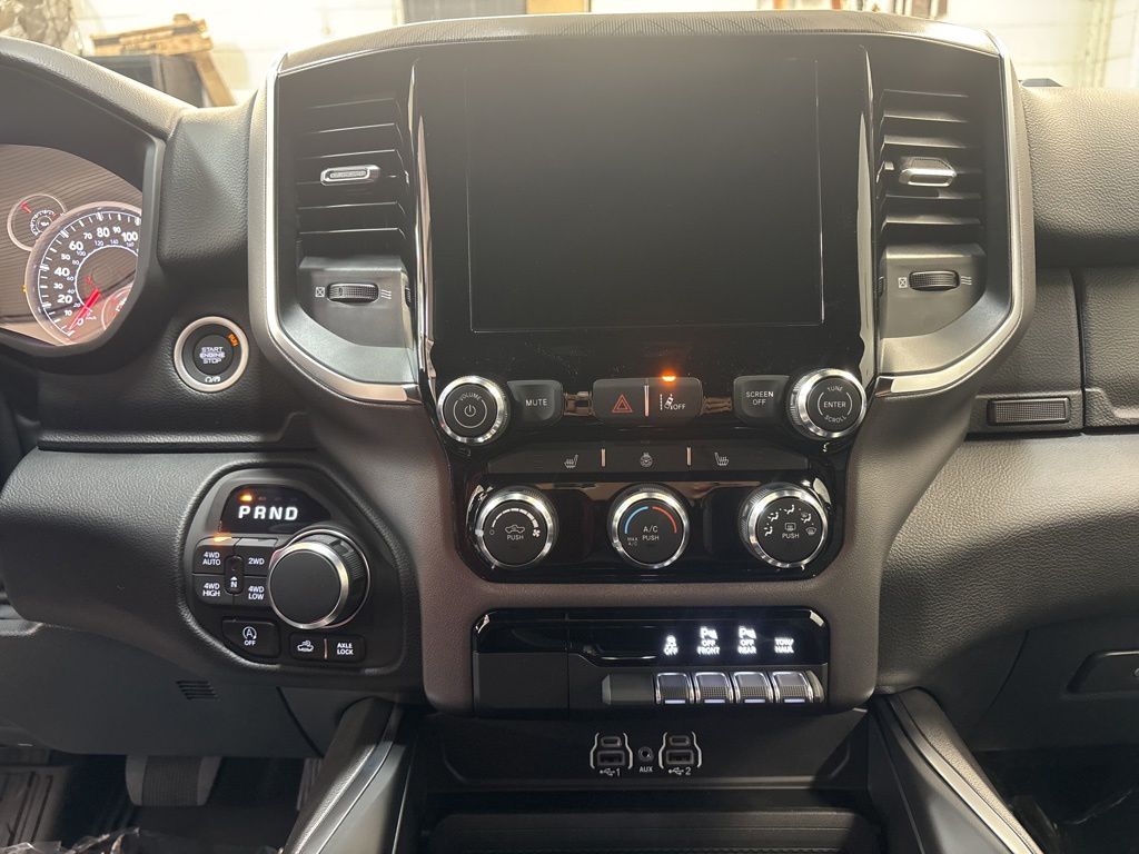 Thumbnail: 2026 RAM 1500 - 14