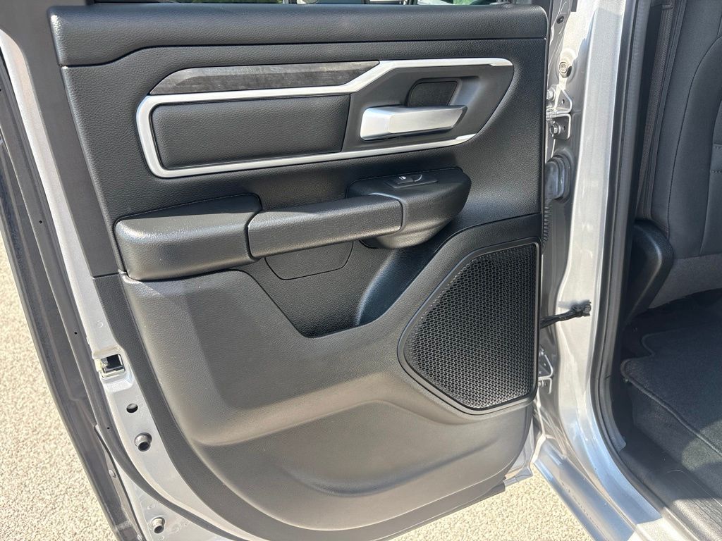 Thumbnail: 2020 RAM 1500 - 31