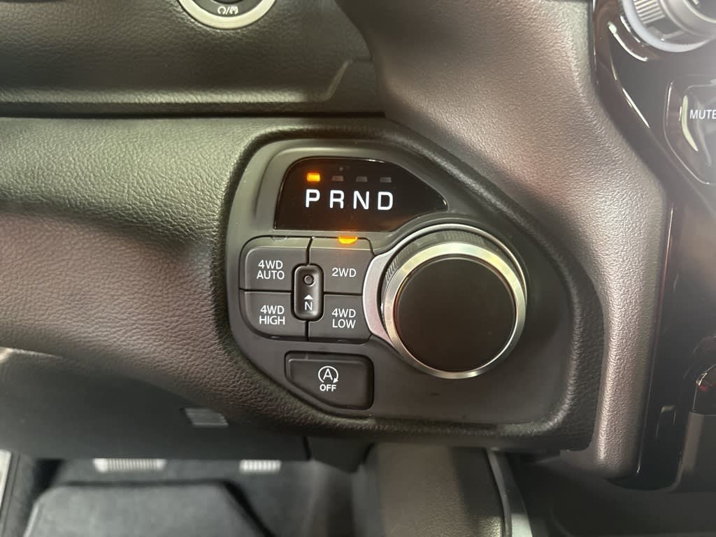 Thumbnail: 2025 RAM 1500 - 32