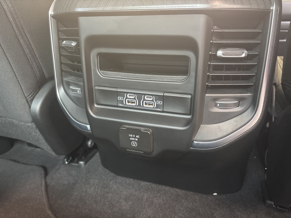Thumbnail: 2025 RAM 1500 - 43