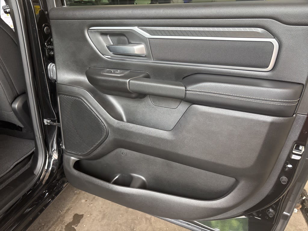 Thumbnail: 2025 RAM 1500 - 39