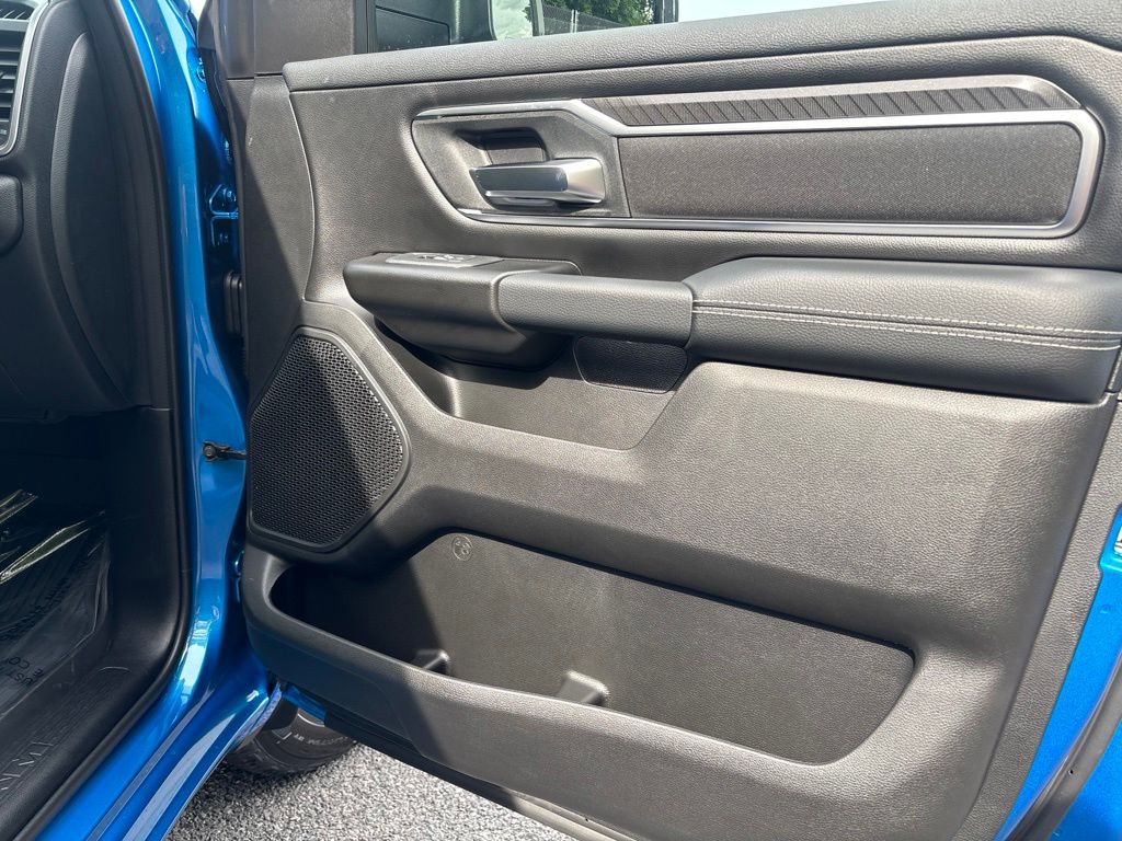 Thumbnail: 2026 RAM 1500 - 36