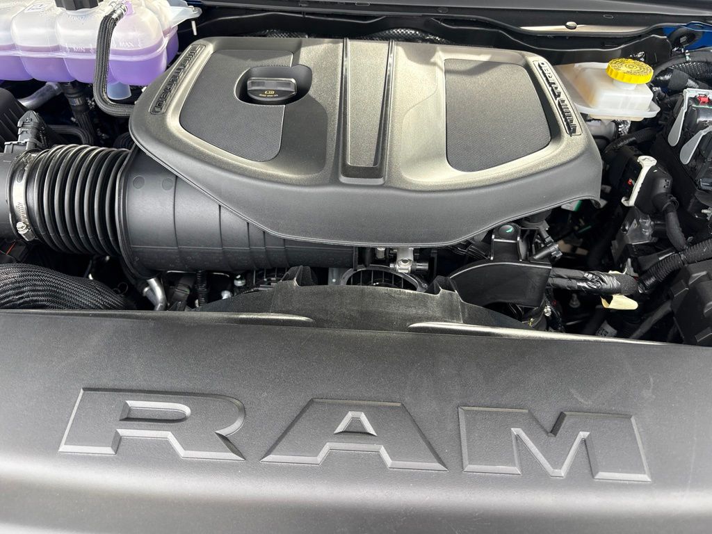Thumbnail: 2026 RAM 1500 - 7