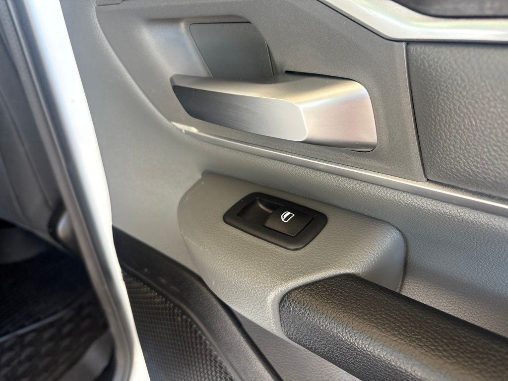 Thumbnail: 2020 RAM 1500 - 33