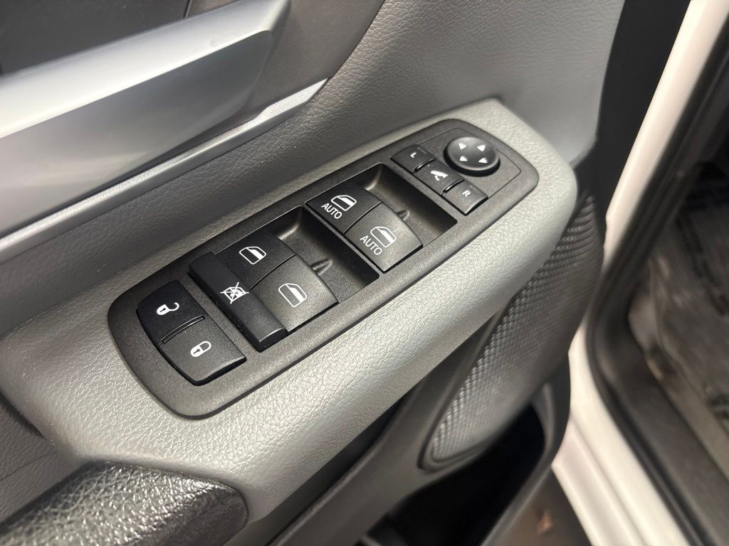 Thumbnail: 2020 RAM 1500 - 20