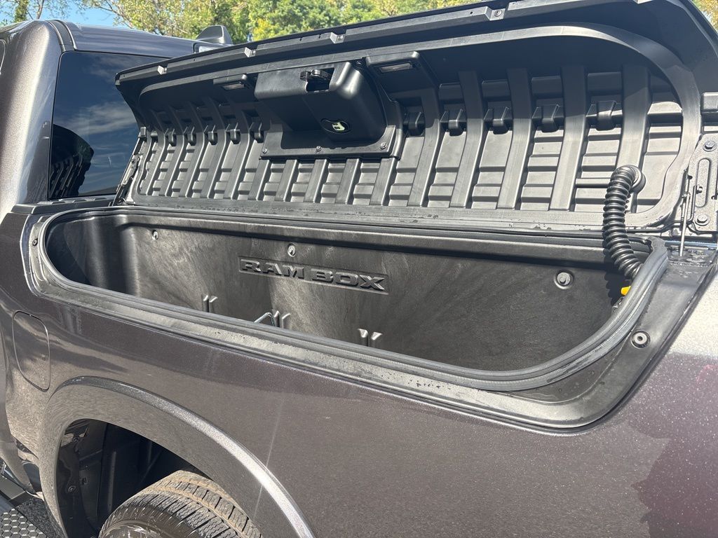 Thumbnail: 2026 RAM 1500 - 16