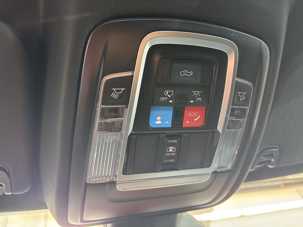 Thumbnail: 2026 RAM 1500 - 26