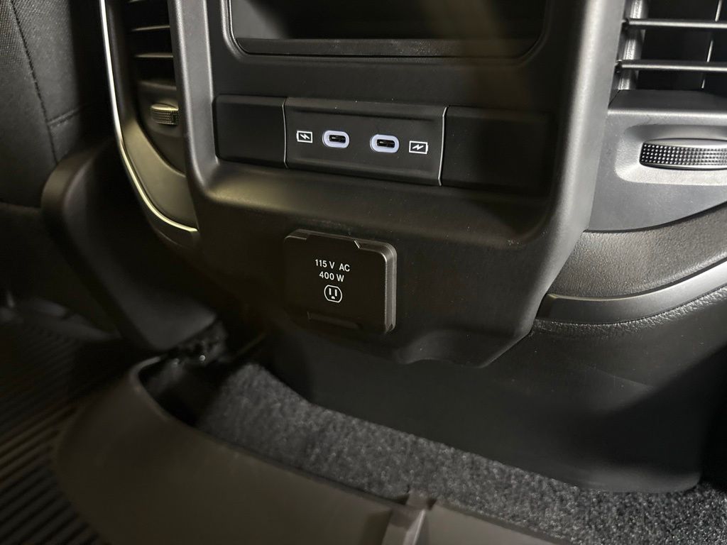 Thumbnail: 2026 RAM 1500 - 39