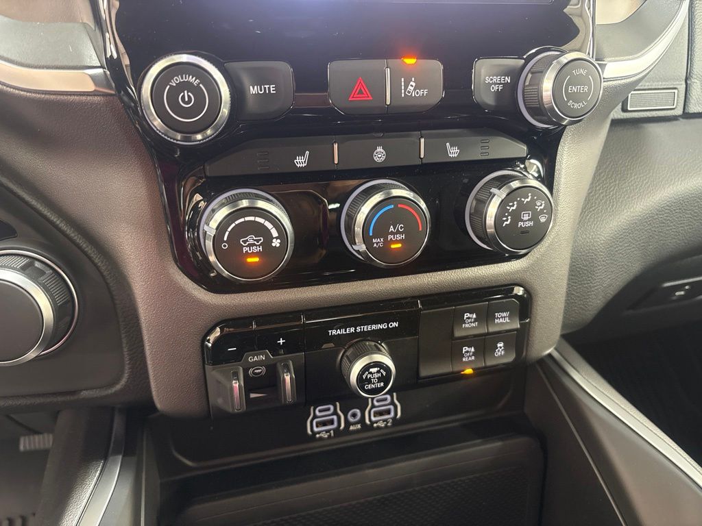 Thumbnail: 2026 RAM 1500 - 27