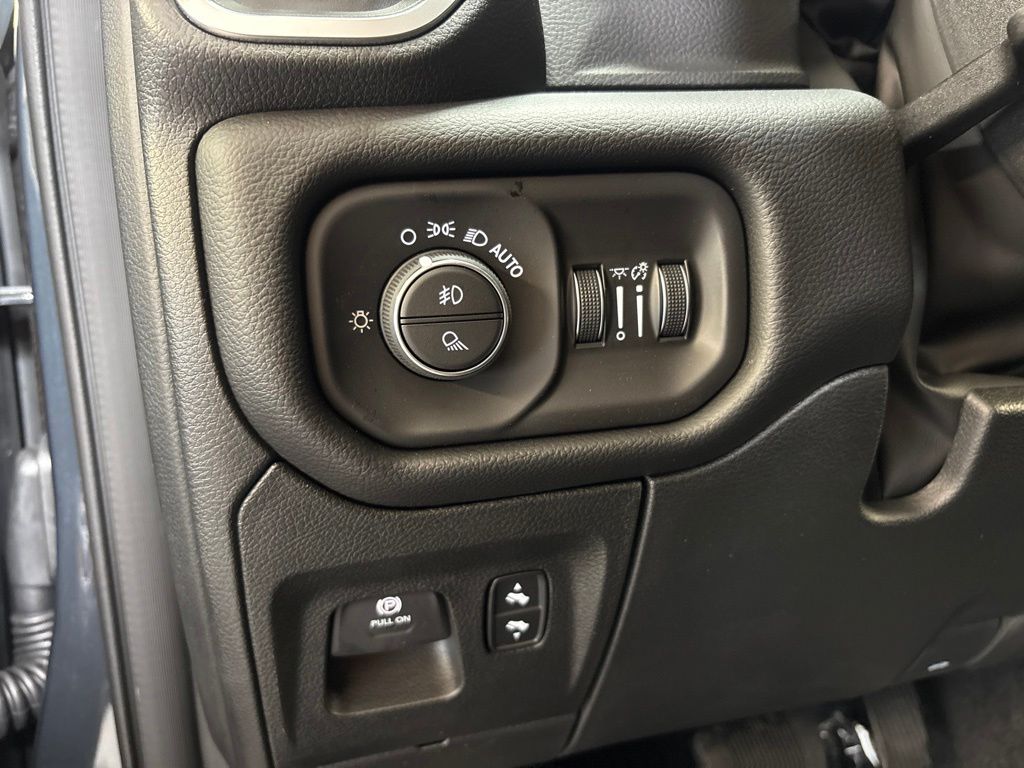 Thumbnail: 2026 RAM 1500 - 23
