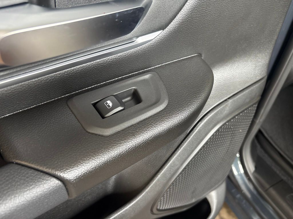 Thumbnail: 2026 RAM 1500 - 34