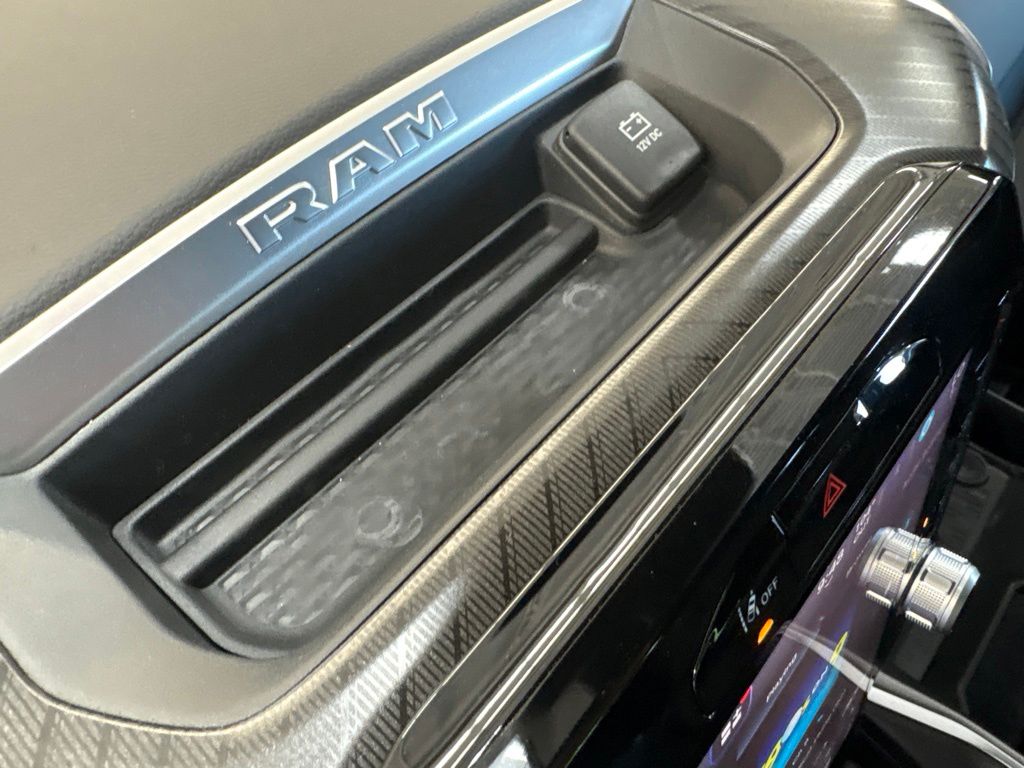 Thumbnail: 2026 RAM 1500 - 27