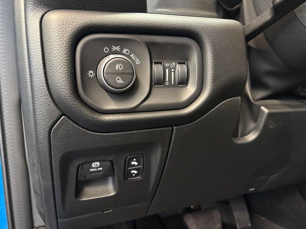 Thumbnail: 2026 RAM 1500 - 23
