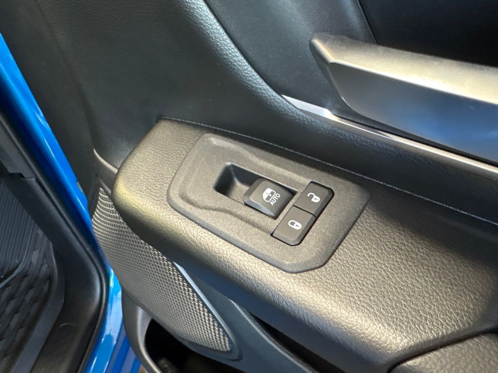 Thumbnail: 2026 RAM 1500 - 6