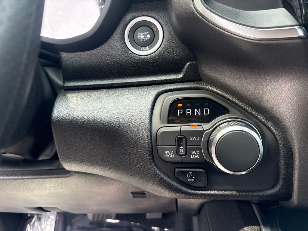 Thumbnail: 2026 RAM 1500 - 26