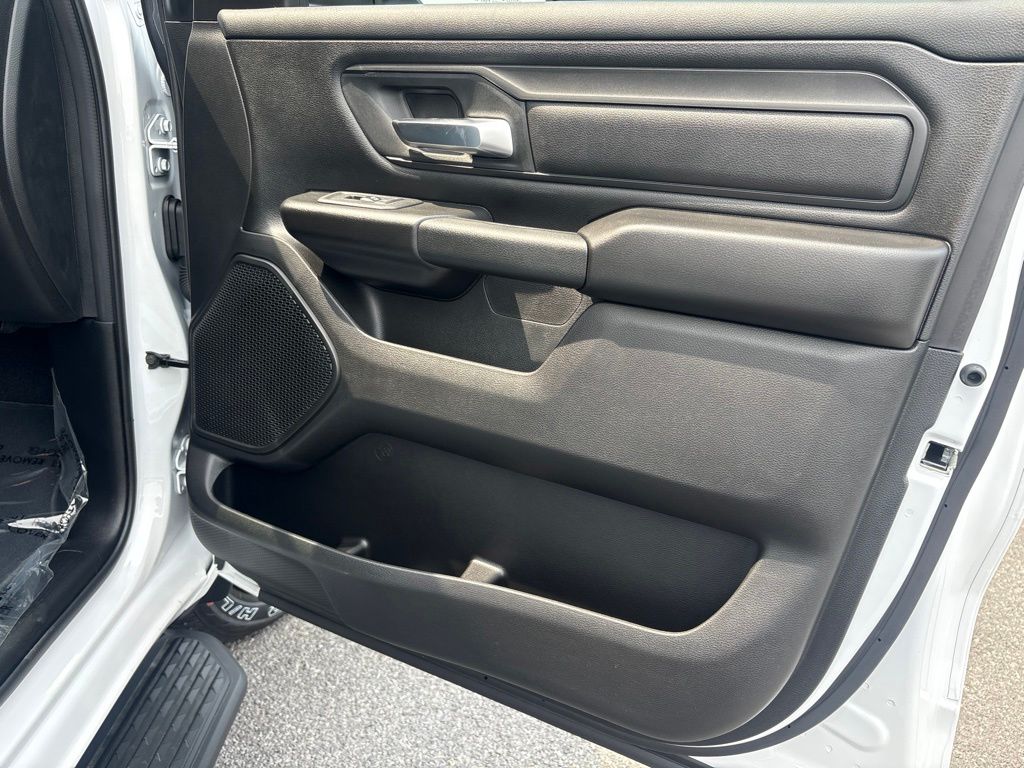 Thumbnail: 2026 RAM 1500 - 37