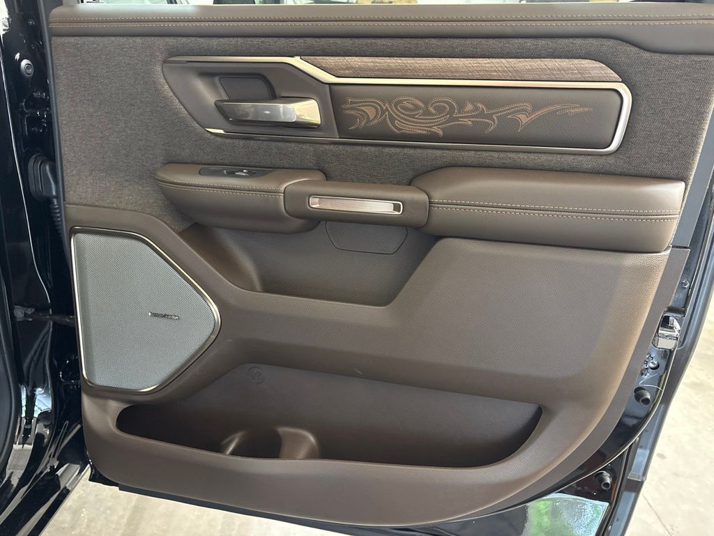 Thumbnail: 2026 RAM 1500 - 25