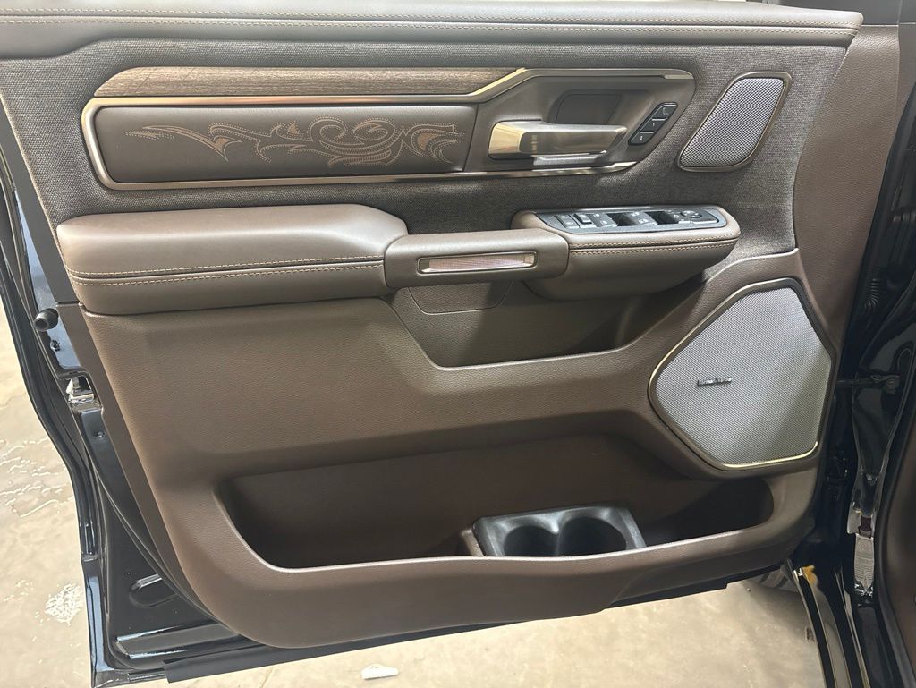 Thumbnail: 2026 RAM 1500 - 17
