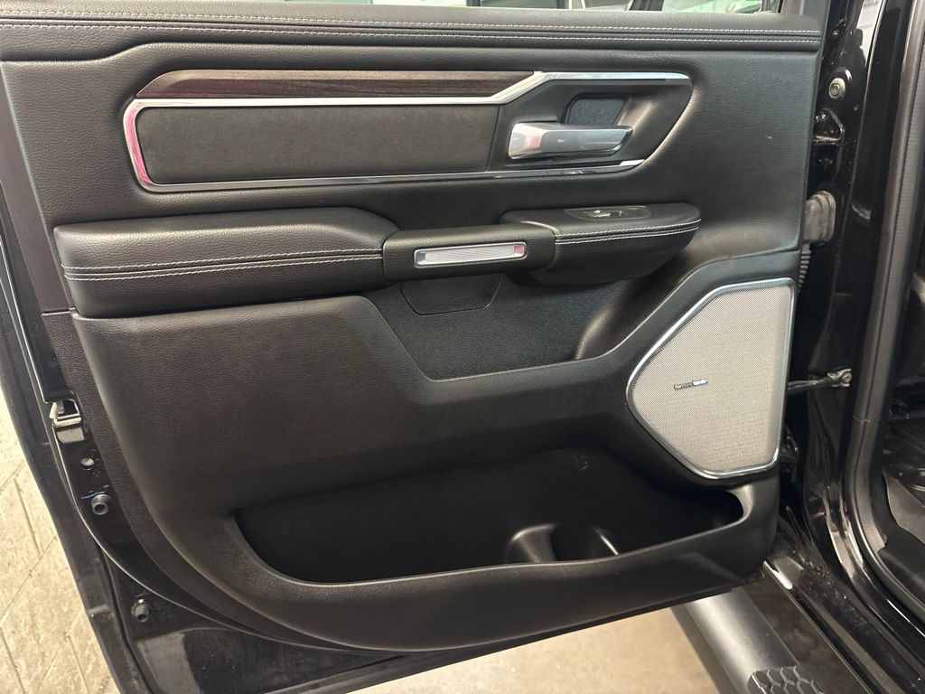 Thumbnail: 2025 RAM 1500 - 31