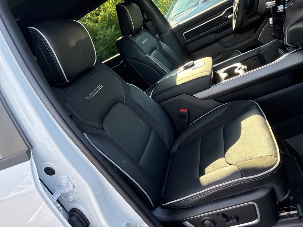 Thumbnail: 2026 RAM 1500 - 26