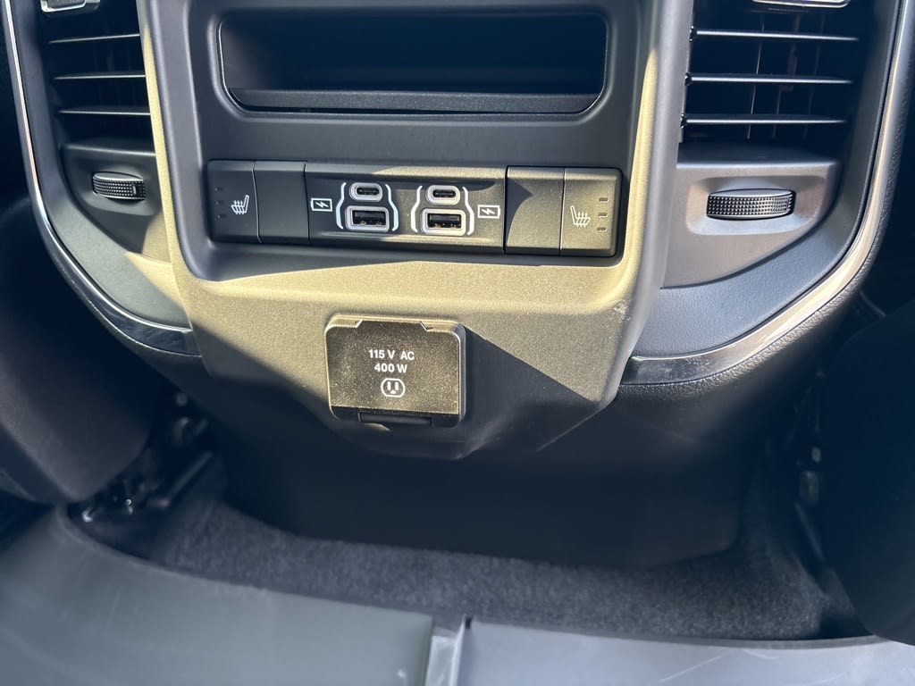 Thumbnail: 2026 RAM 1500 - 23