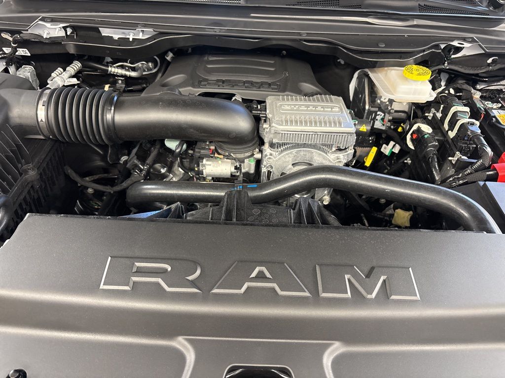 Thumbnail: 2026 RAM 1500 - 8