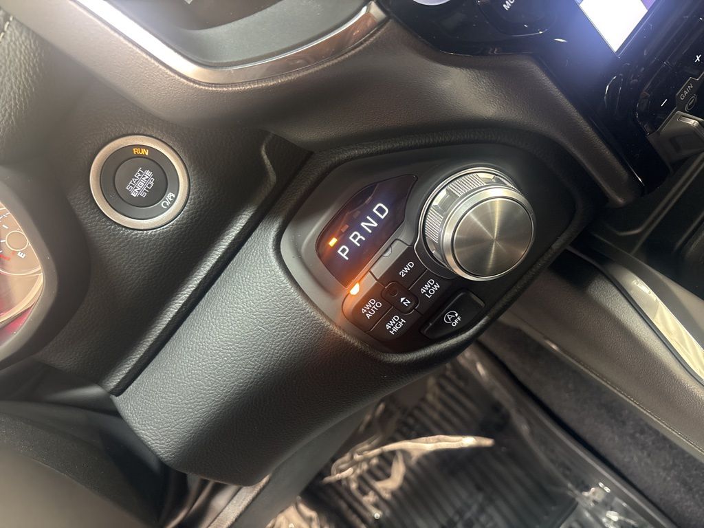 Thumbnail: 2026 RAM 1500 - 28