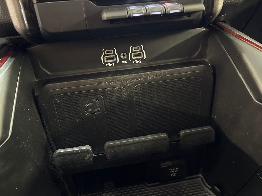 Thumbnail: 2025 RAM 1500 - 28