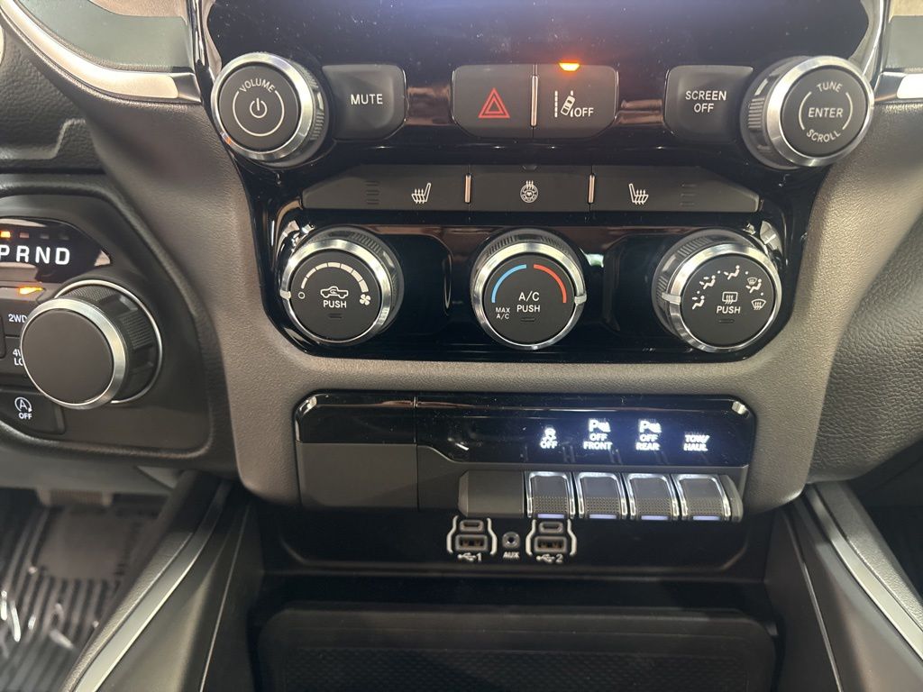 Thumbnail: 2026 RAM 1500 - 26