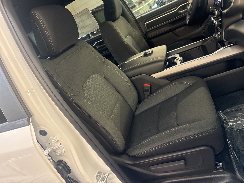 Thumbnail: 2026 RAM 1500 - 41