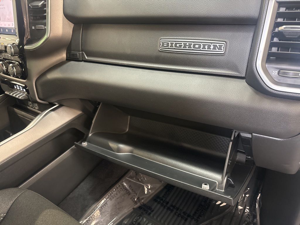 Thumbnail: 2026 RAM 1500 - 42