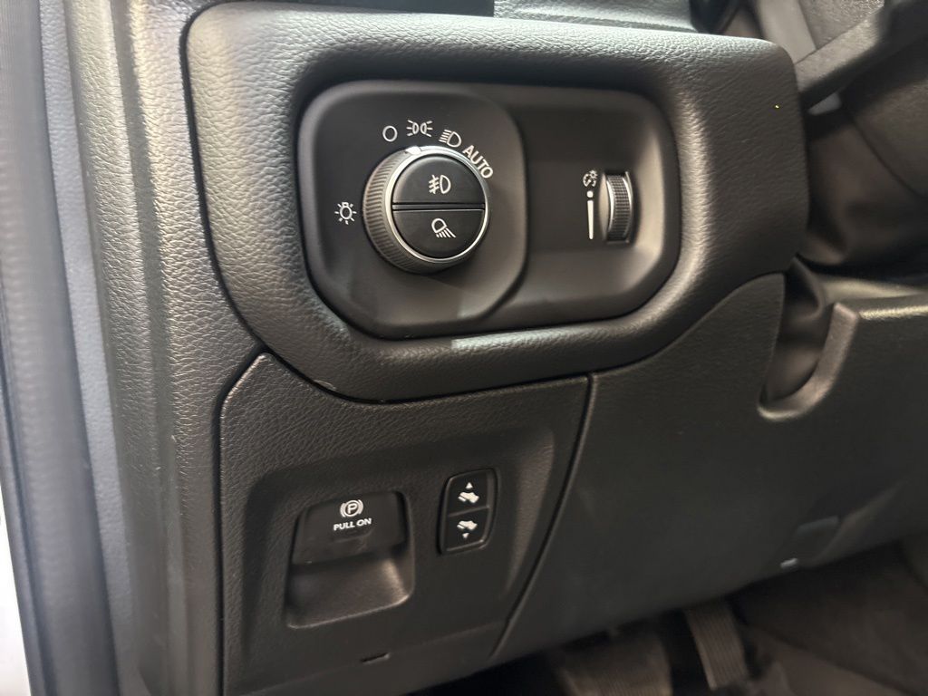 Thumbnail: 2026 RAM 1500 - 22