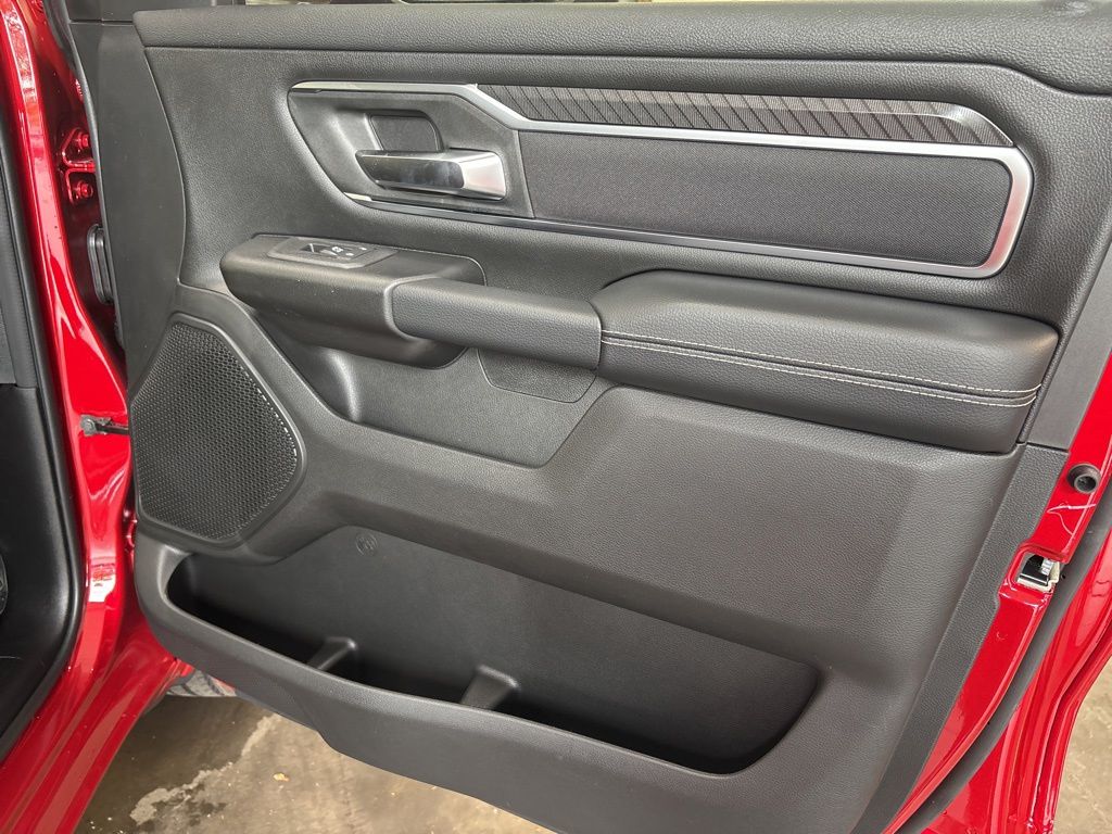 Thumbnail: 2026 RAM 1500 - 39