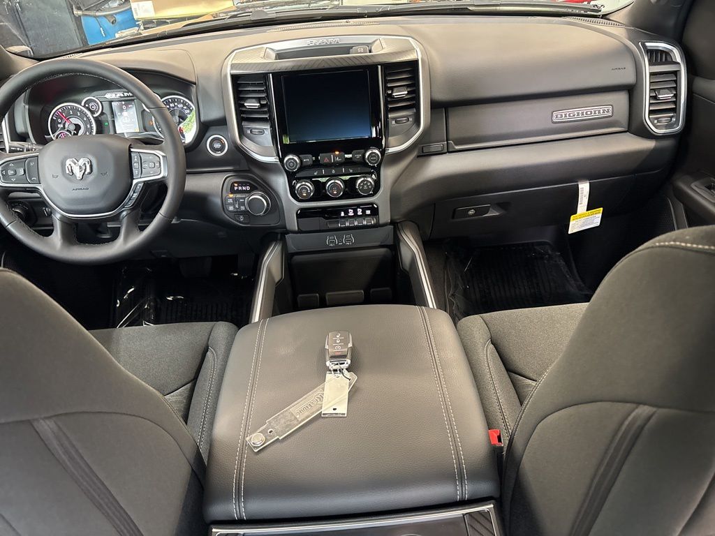 Thumbnail: 2026 RAM 1500 - 9