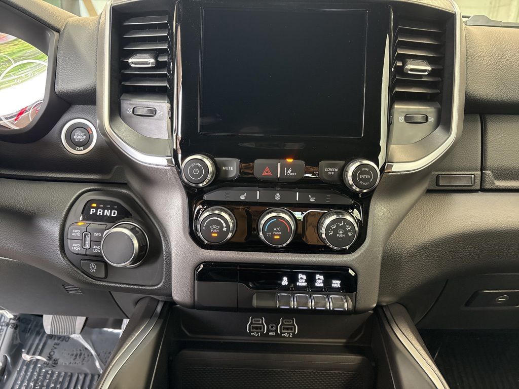 Thumbnail: 2026 RAM 1500 - 14