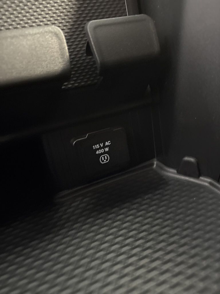 Thumbnail: 2026 RAM 1500 - 17