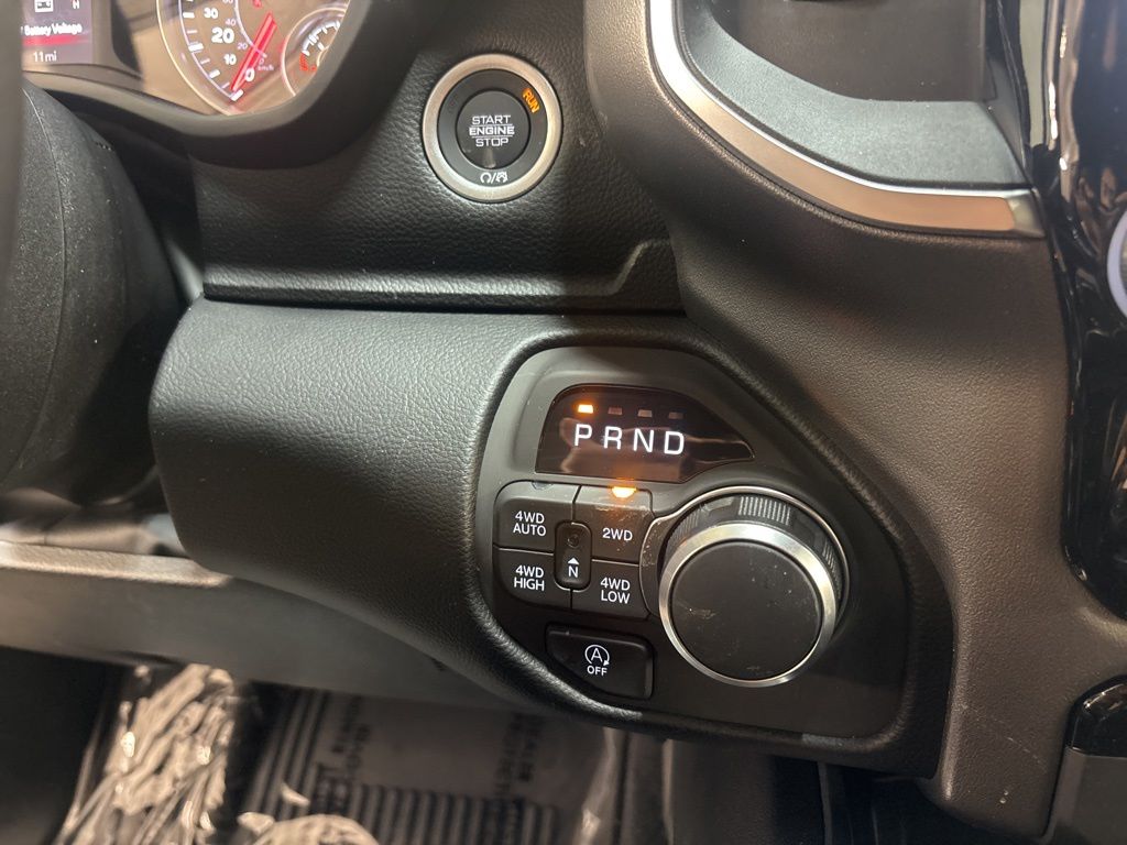 Thumbnail: 2026 RAM 1500 - 28