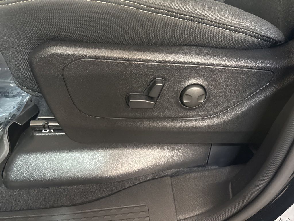 Thumbnail: 2026 RAM 1500 - 24