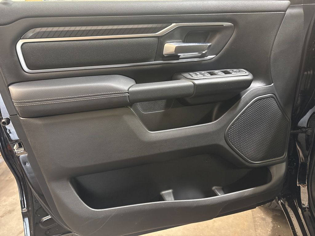 Thumbnail: 2026 RAM 1500 - 20