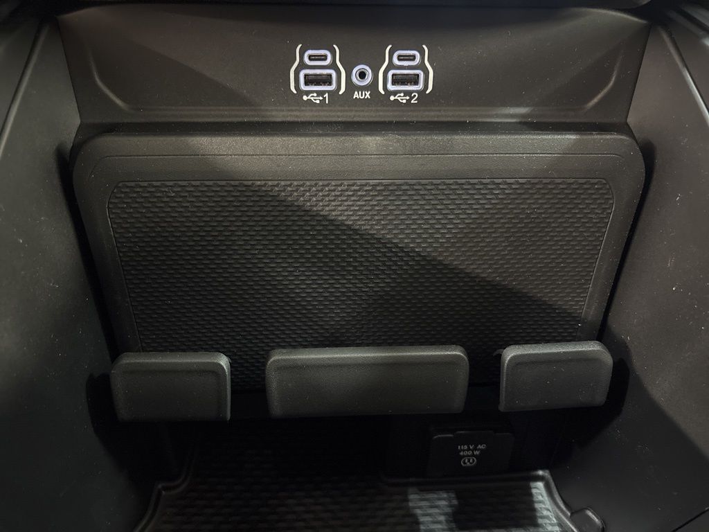 Thumbnail: 2026 RAM 1500 - 26