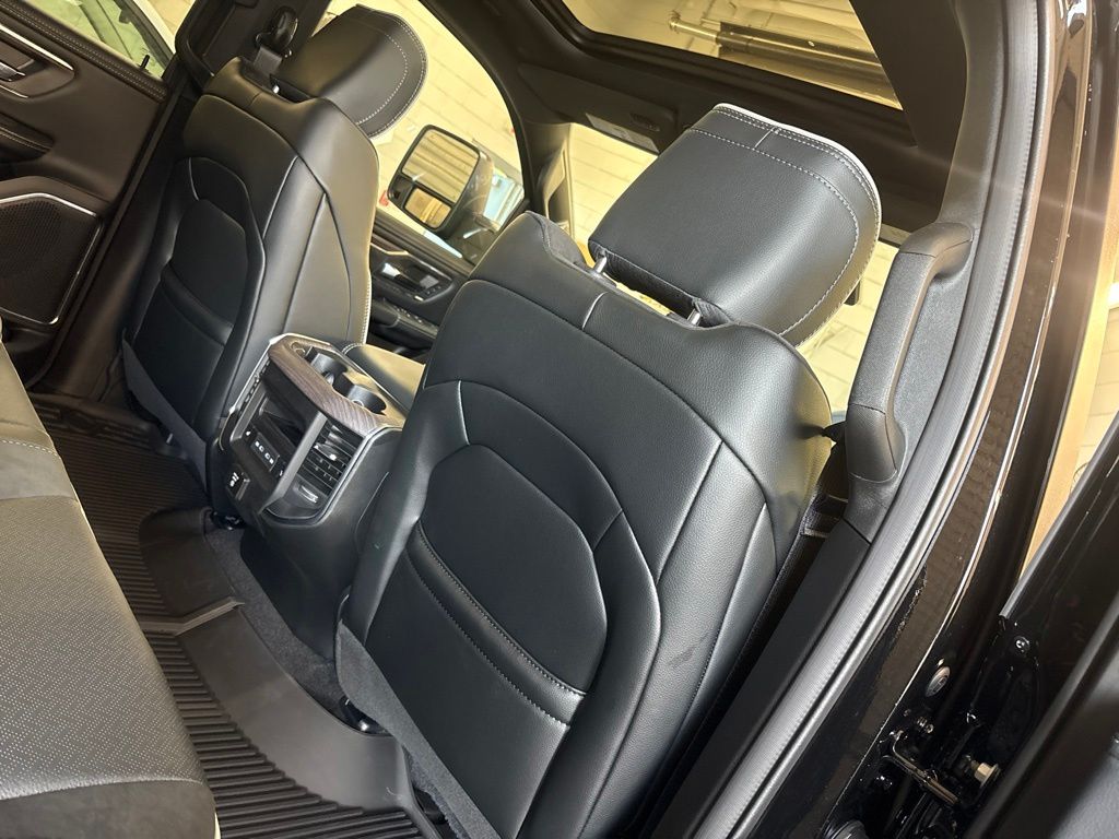 Thumbnail: 2026 RAM 1500 - 38