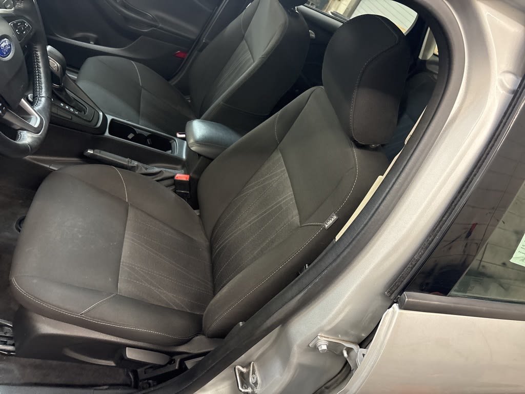 Thumbnail: 2017 Ford Focus - 8