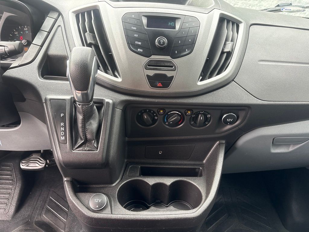 Thumbnail: 2017 Ford Transit Series - 12