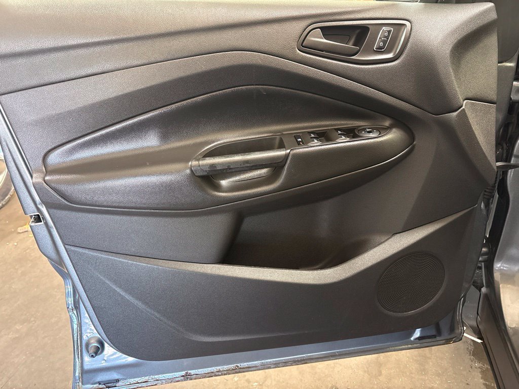 Thumbnail: 2014 Ford Escape - 21