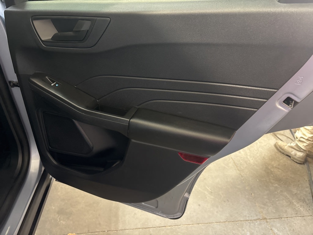 Thumbnail: 2022 Ford Escape - 33