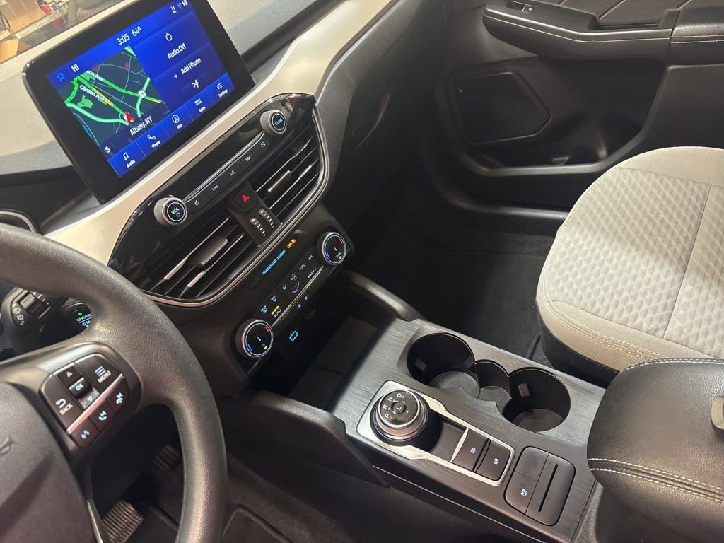 Thumbnail: 2022 Ford Escape - 14